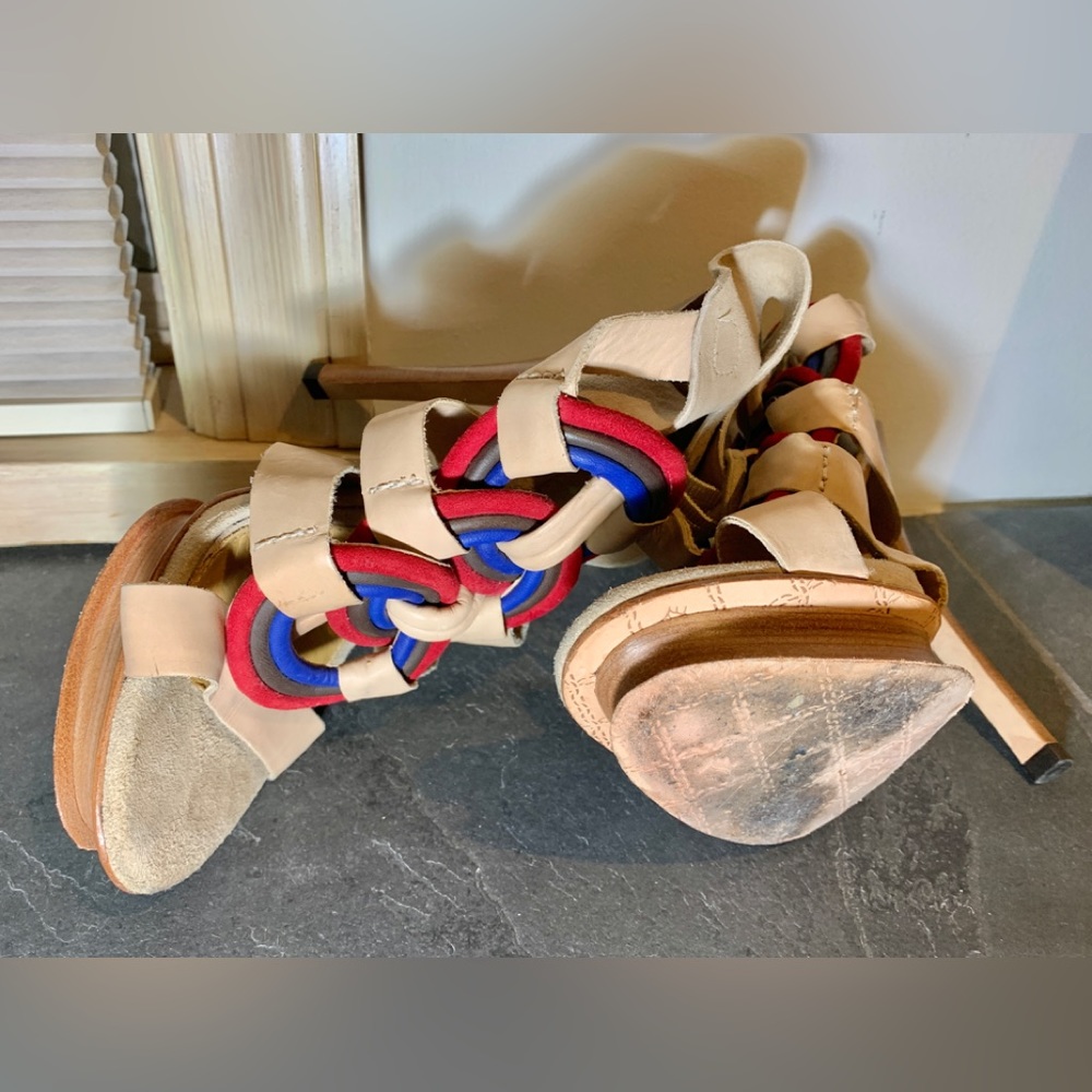 LAMB Heels - Picture 3 of 6